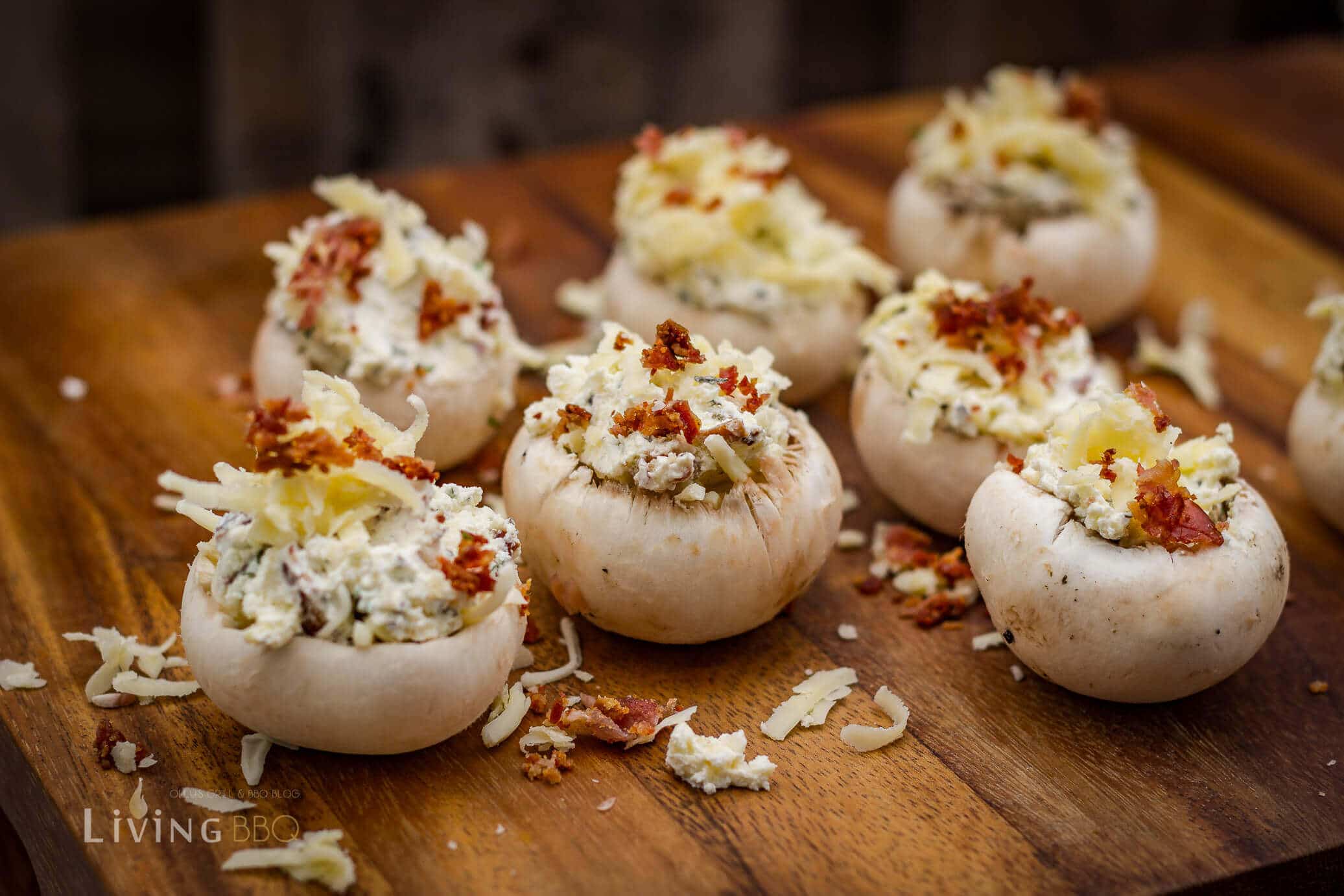 gefüllte Champignons vom Grill