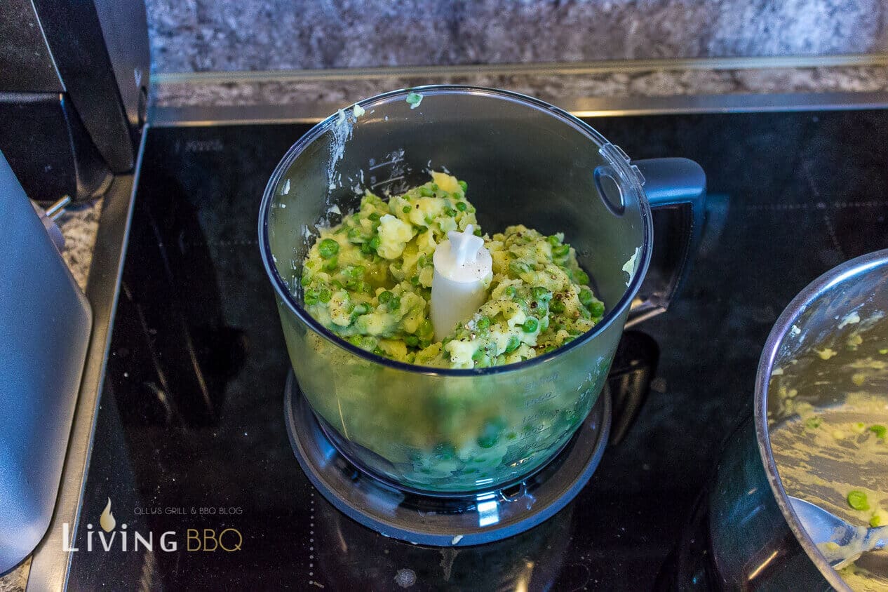 Erbsenpüree mit Minze aus dem Pellet Smoker - LivingBBQ.de Erbsenpüree mit Minze aus dem Pellet Smoker - LivingBBQ.de