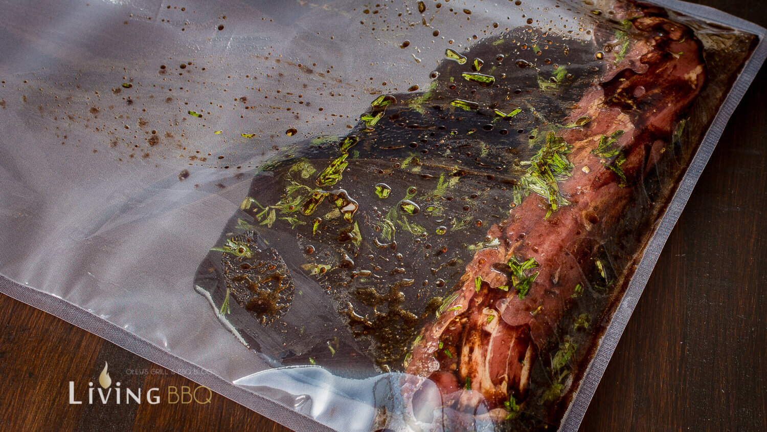 Rosmarin Balsamico Schweinefilet auf der Zedernholzplanke grillen