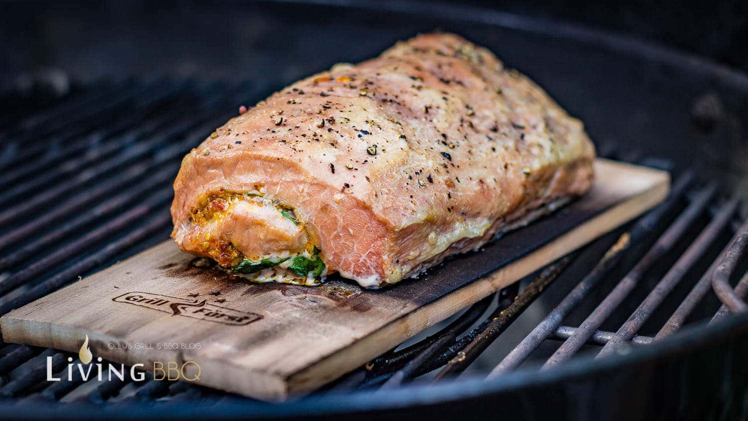 Schweinerückenbraten vom Iberico gefüllt mit Tapenade_Schweineru cken mit Tapenade 5 von 9_schweinerückenbraten Schweinerückenbraten Tomaten Tapenade schweinerückenbraten_Schweineru cken mit Tapenade 5 von 9