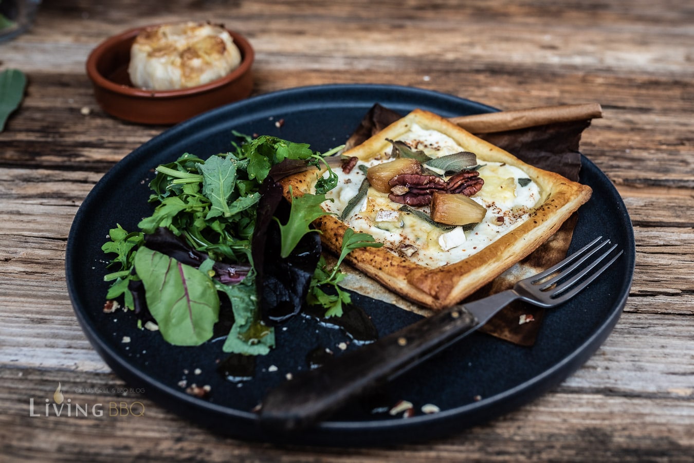 Blätterteig Tarte mit Ricotta und Blauschimmelkäse