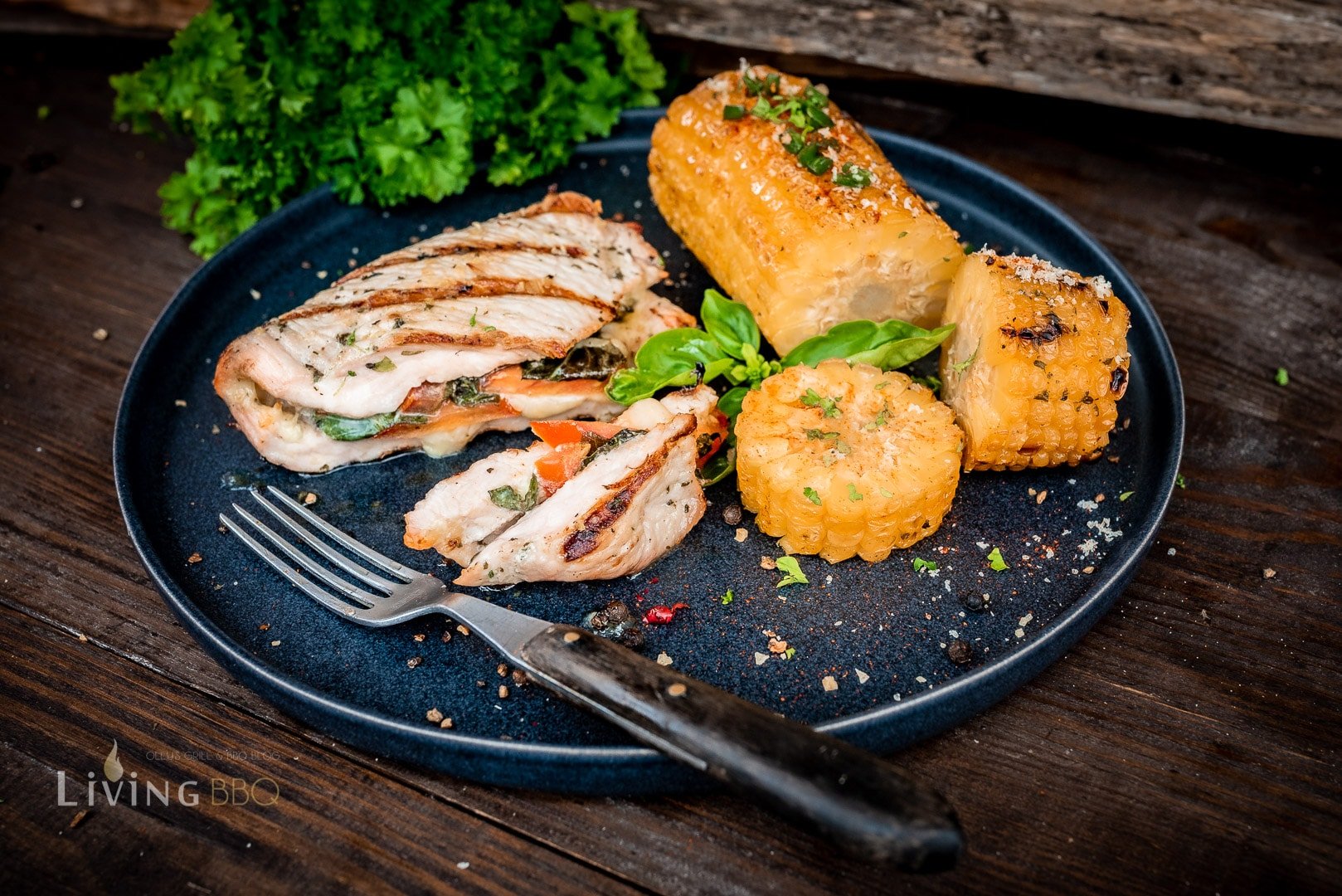 Putensteak Caprese mit Mais